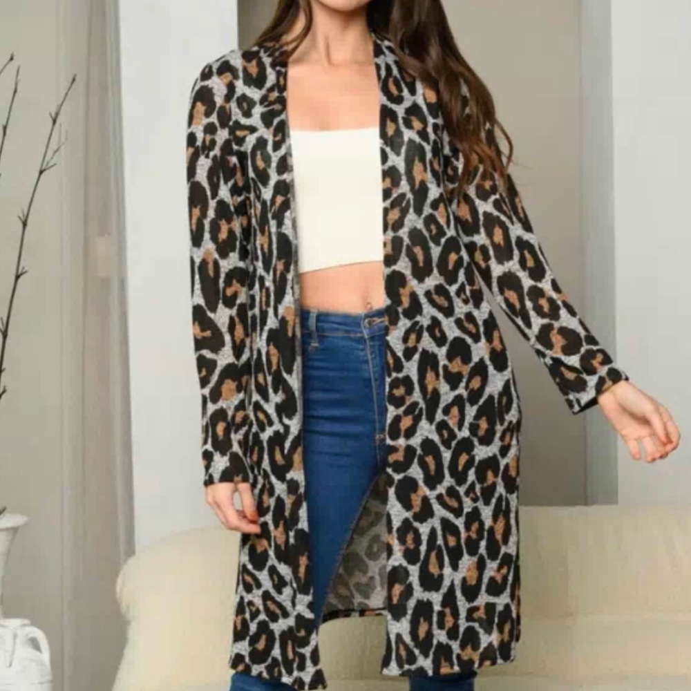 #50 Leopard Cardigan - Picture 4 of 5